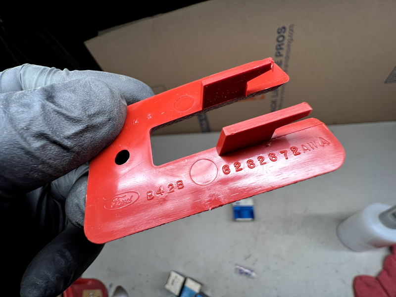 NOS FORD D7FZ 6262672 1974-80 MUSTANG SEAT BACK RELEASE HANDLE BEZEL RED B28-41