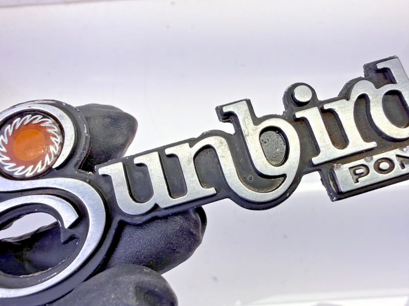 OEM 1976 - 1980 Pontiac Sunbird Fender Emblem GM 1740825 E8-96