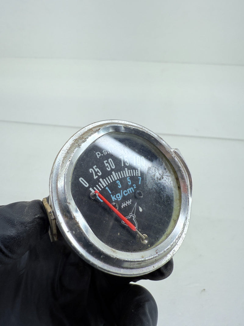 Used Dorman Champ 7-153 Oil Pressure Gauge C38-32