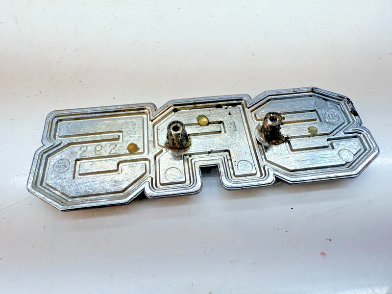 OEM Toyota SR5 SR 5 Vintage Emblem Badge Logo Nameplate Name Plate Insignia E6-5