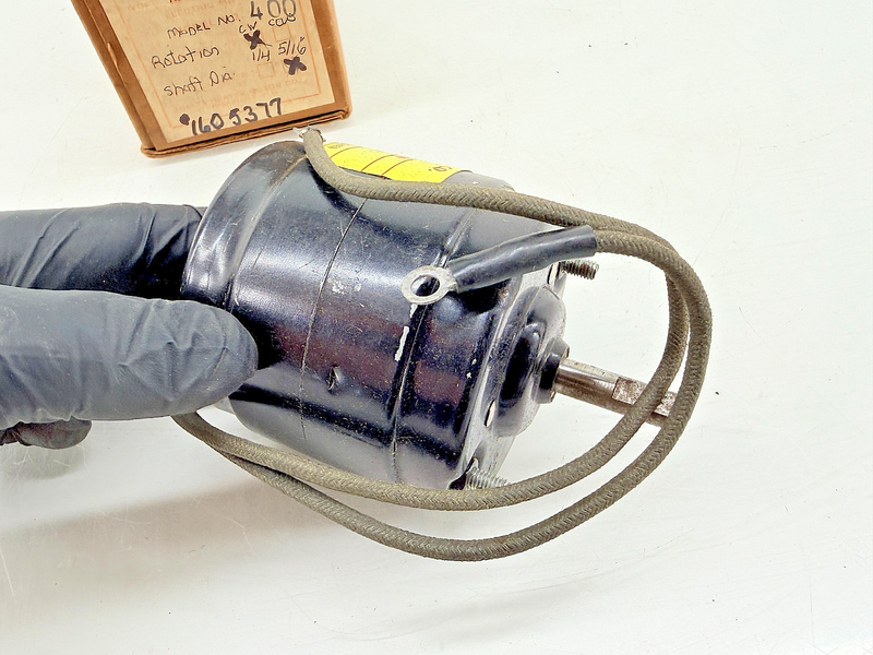 (1) NOS DELTA HEATER MOTOR 400 - ROTATION C.W - 5/16" SHAFT DIAMETER 6V C74-6