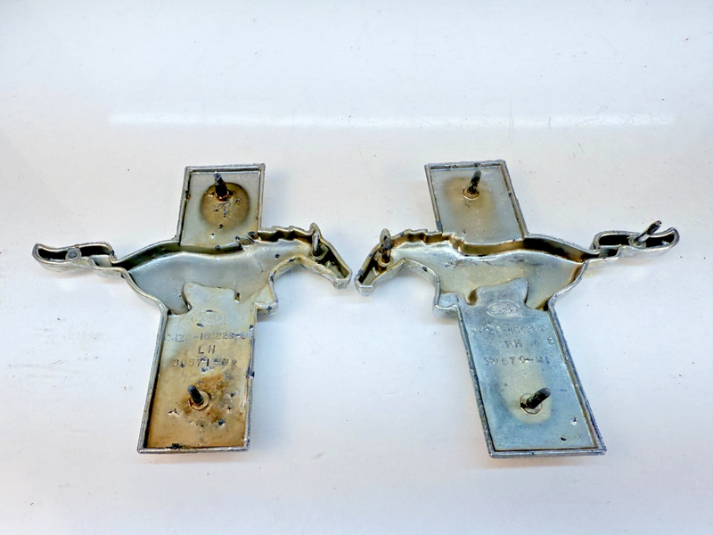 OEM 1965 1966 Ford Mustang Badge Emblem LH RH C4ZB-16C229-B C4ZB-16C228 B32-240