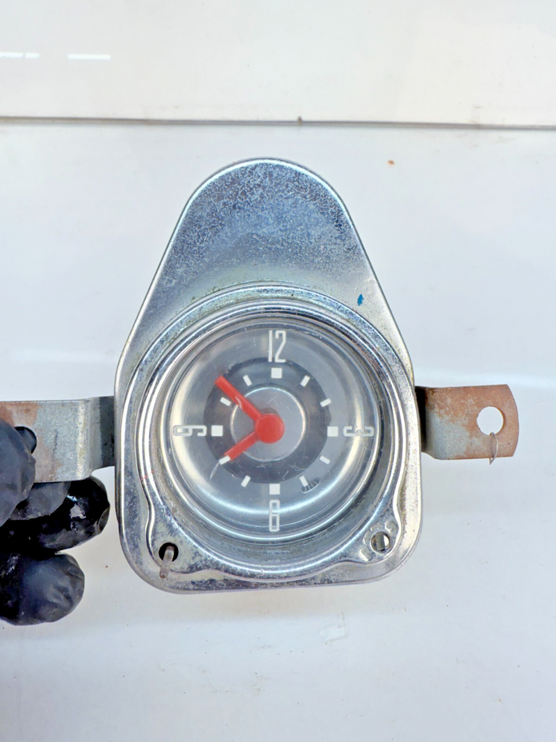 OEM 1951 Ford Custom Deluxe Crestliner Victoria Convertible Dash Clock 51 B61-15
