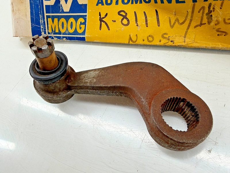 NOS 1963 1964 Ford Falcon Mercury Comet Manual Steering Pitman Arm K-8111 C18-53