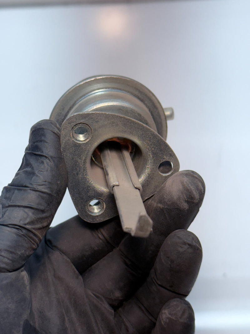 OEM Mercedes w115 300D 74-76 Vacuum Shut-Off Diaphragm 1427 133 037 C14-19