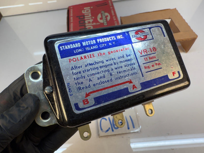 NOS Chevy Suburban 1961-1963 Standard VR18 Voltage Regulator 12V 61 62 63 C16-11