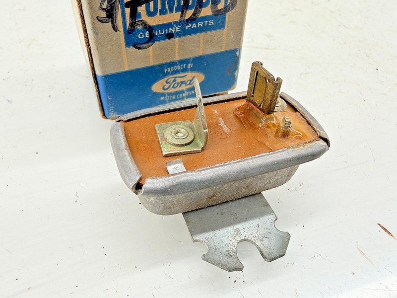 NOS 1960 - 1972 FORD MUSTANG FALCON INSTRUMENT VOLTAGE REGULATOR B9MZ-10804-C