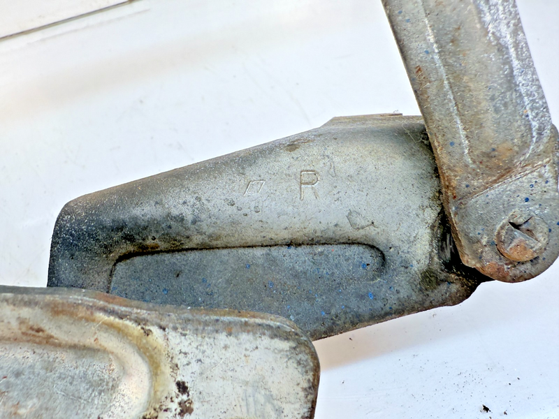 OEM 1960 Chevy Impala RH Hood Hinge Passenger Side 1211019 60 B78-30