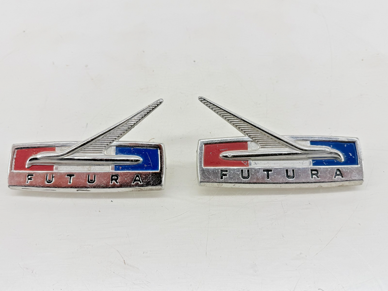 OEM 1964 1965 FORD FUTURA EMBLEM PAIR C5DB-16098-B E9-1