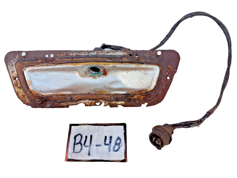 OEM 1960 CHEVY IMPALA BEL AIR EL CAMINO PARK LIGHT TURN SIGNAL HOUSING B4-48