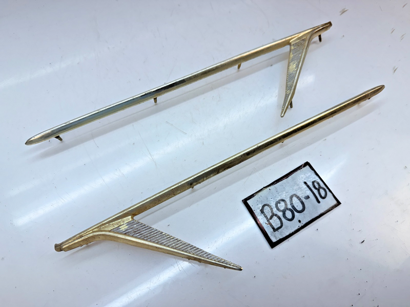 OEM 1962 Ford Falcon Fender Badge Emblems C2DB-16229-B C2DB-162228-B B80-18