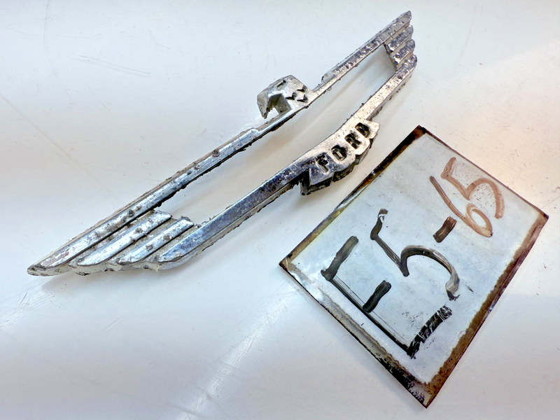 OEM 1956 1957 FORD THUNDERBIRD T-Bird Front Emblem BAB-88392-B E5-65