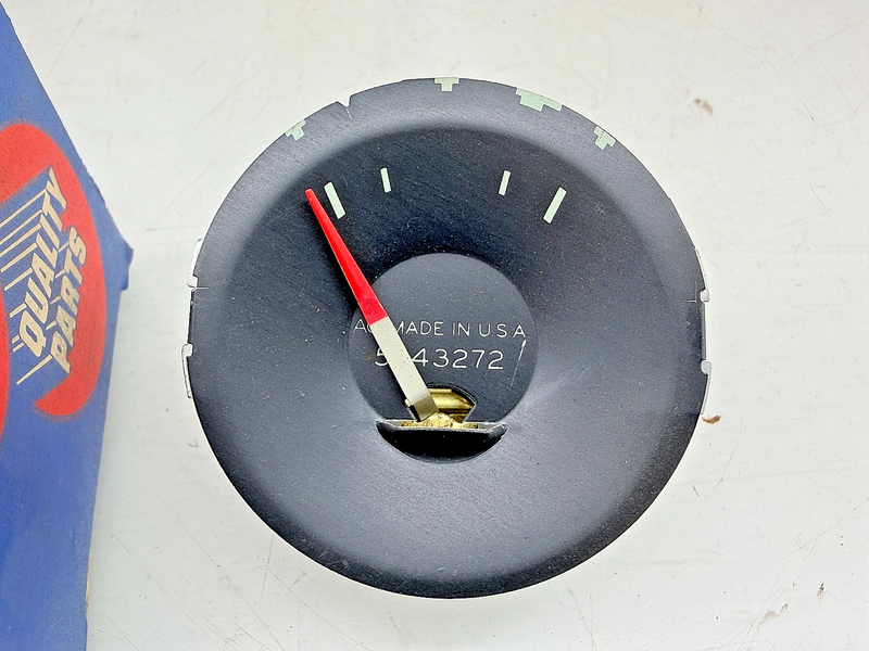 (1) NOS 1959 1960 Chevy Impala El Camino BelAir Gasoline Gauge 5643272 C70-13