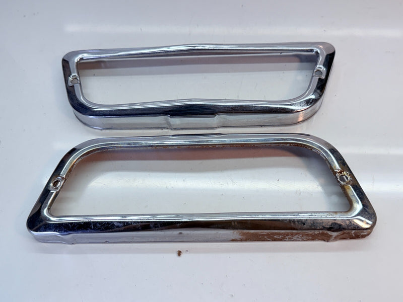 OEM 1960 Chevrolet Impala Parking Light Lamp Chrome Bezel Set 1853-39 60 B60-35