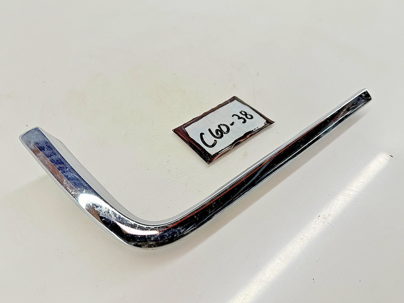 NOS 1970 FORD GALAXIE  XL LTD QUARTER PANEL EXTENSION MOULDING RH D0AZ-6229078-A