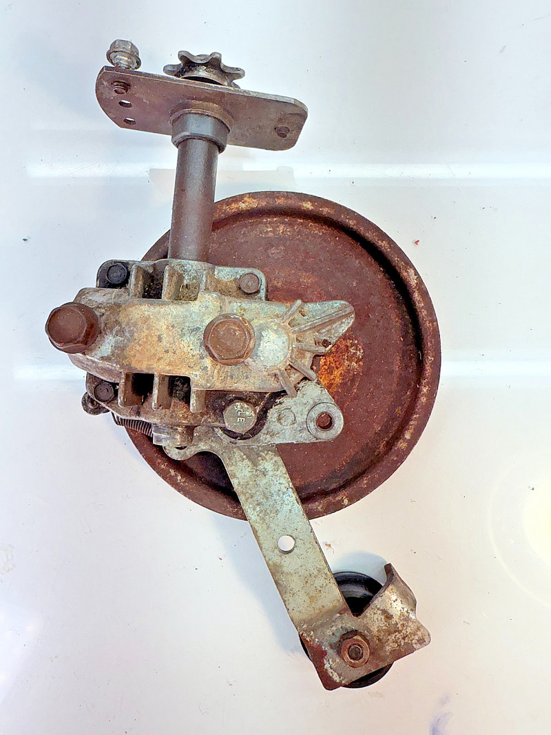 OEM Troy Built Transmission Assembly 618-0256 Tractor Transaxle C23-44