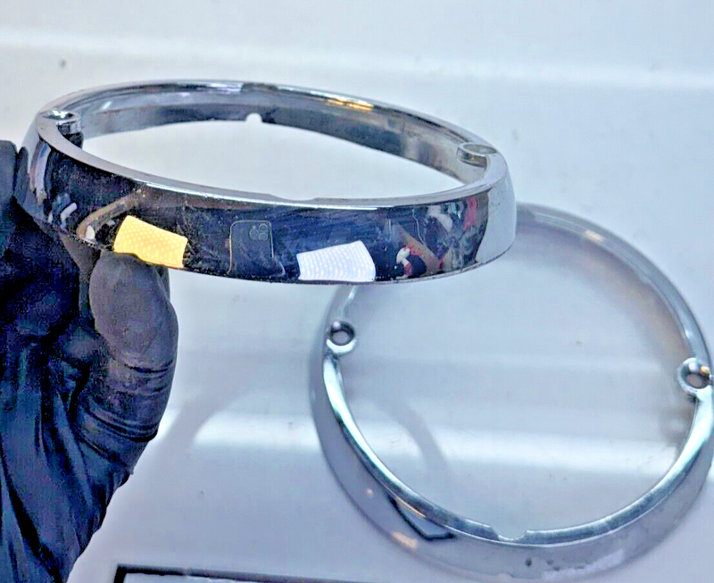 NOS 1950 1951 OLDSMOBILE 98 PAIR of CHROME TAIL LAMP LIGHT BEZEL 5939088 C20-50