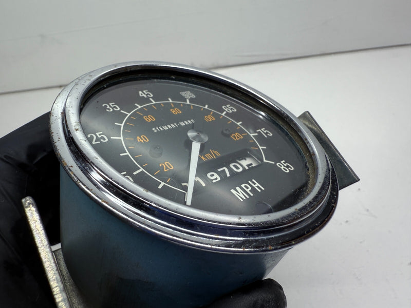 Vintage Original Stewart Warner 85mph Speedometer 550 SZ K3 B41
