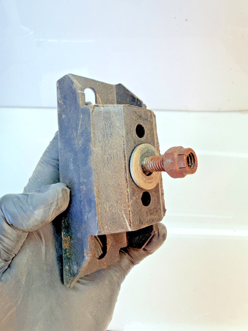 OEM 1959 - 1960 Chevrolet Impala Transmission Mount 59 60 B14-35