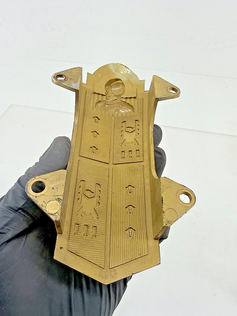 Rare NOS ORIGINAL 1950 De Soto Plastic Hood Emblem OEM Desoto C49-32