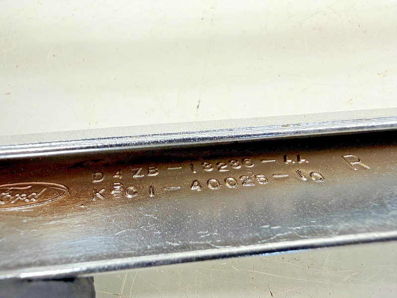 NOS 1974 - 1978 Ford Mustang RH Parking Lamp Door Bezel D4ZB-13236-AA C60-40