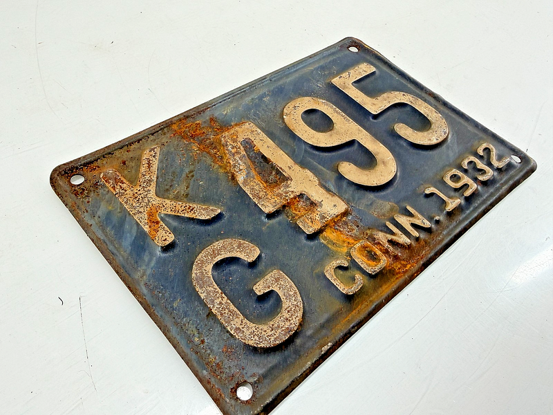 Original Paint 1932 KG-495 Connecticut License Plate Sign C47-75