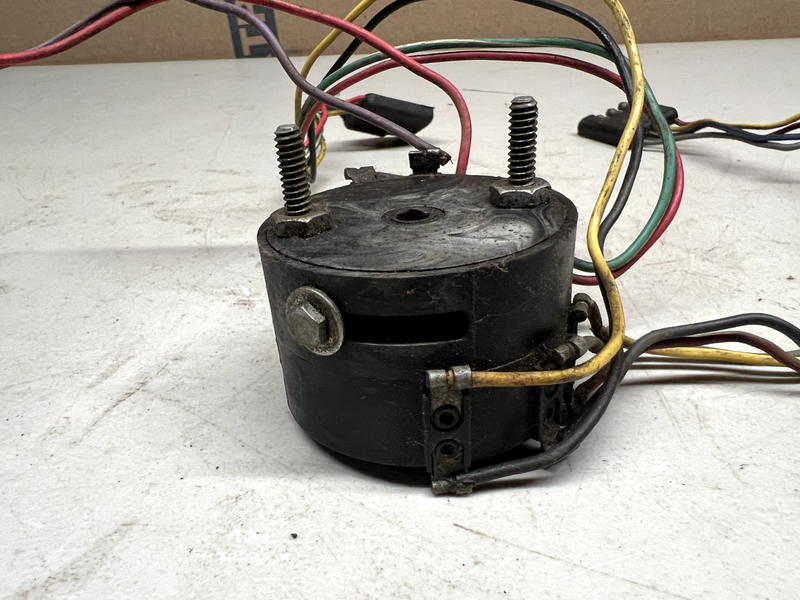 Original *RARE* 1964-66 THUNDERBIRD CONVERTIBLE ROTARY LIMIT SWITCH 65 U1C-B11-1
