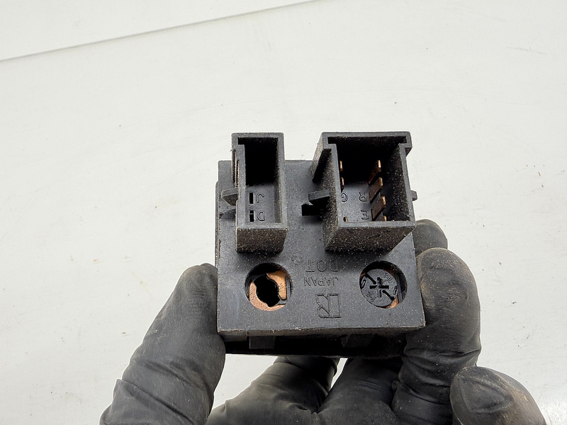 OEM 1987 - 1993 Ford Mustang Coupe Hatchback Hazard Switch E7ZB-13A350-AD C65-11
