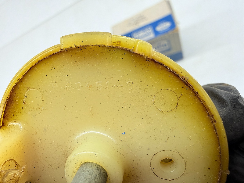 NOS 1965 - 1967 Mercury Vaccum Trunk Release Solenoid Monterey Montclair C50-19