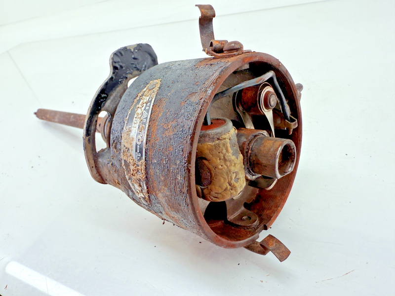 Autolite IAY-4012 Distributor Willys Jeep Lightning Wagon Pickup 1950-53 C42-29