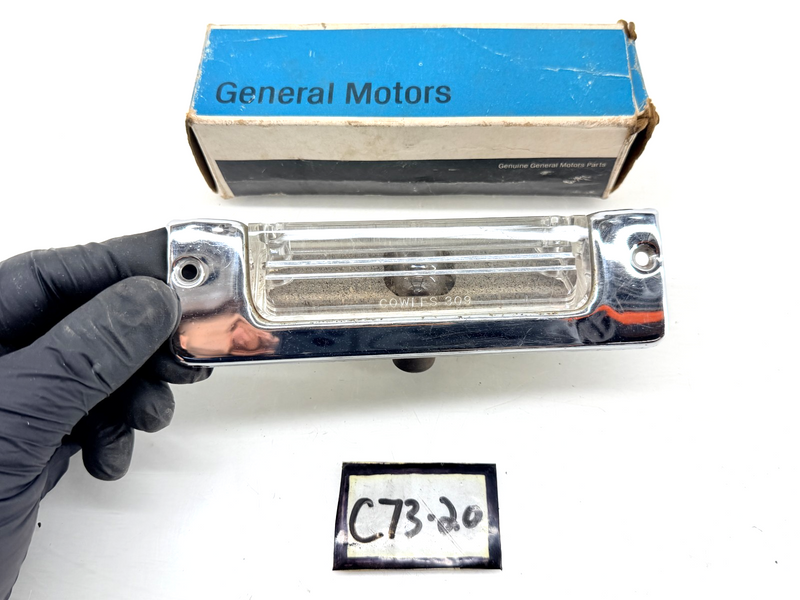 NOS 1957 Chevrolet BelAir 210 Rear License Plate Light Lamp 898309 C73-20