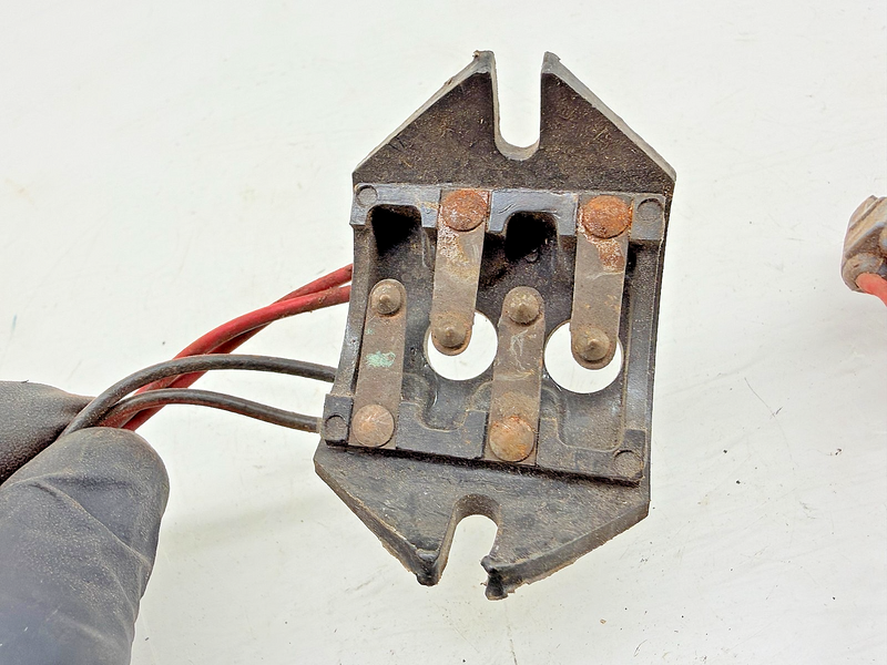 NOS 1960 - 1964 Ford Falcon Comet Terminal Block Assembly C1KF-7A217-A C64-13