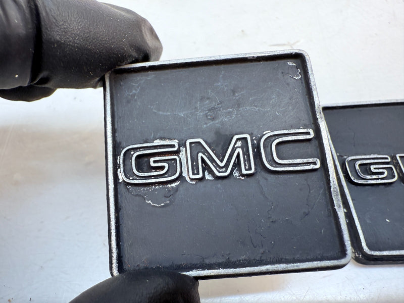 OEM 1973 - 1978 GMC Truck PAIR Cab Corner Badges Trim Emblem E7-98