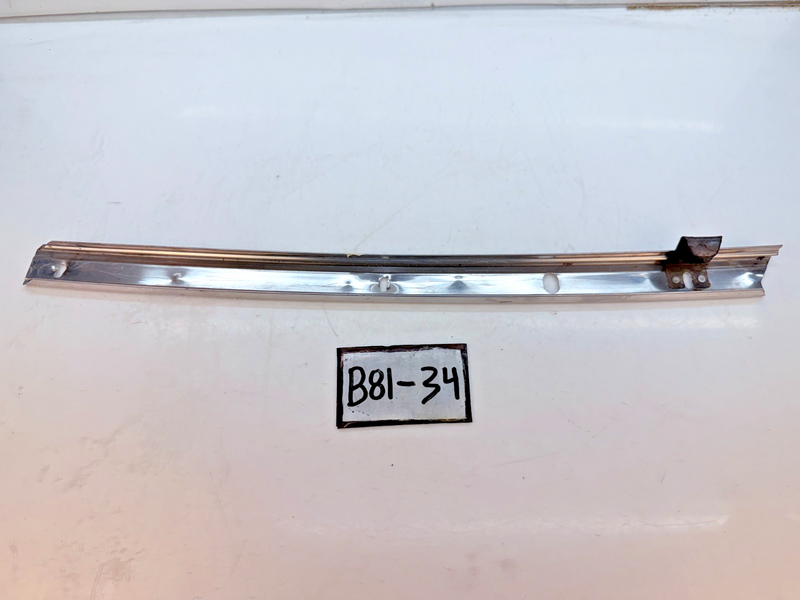 OEM C3 CORVETTE 1968 - 1976 WINDSHIELD A PILLAR WEATHERSTRIP RETAINER B81-34