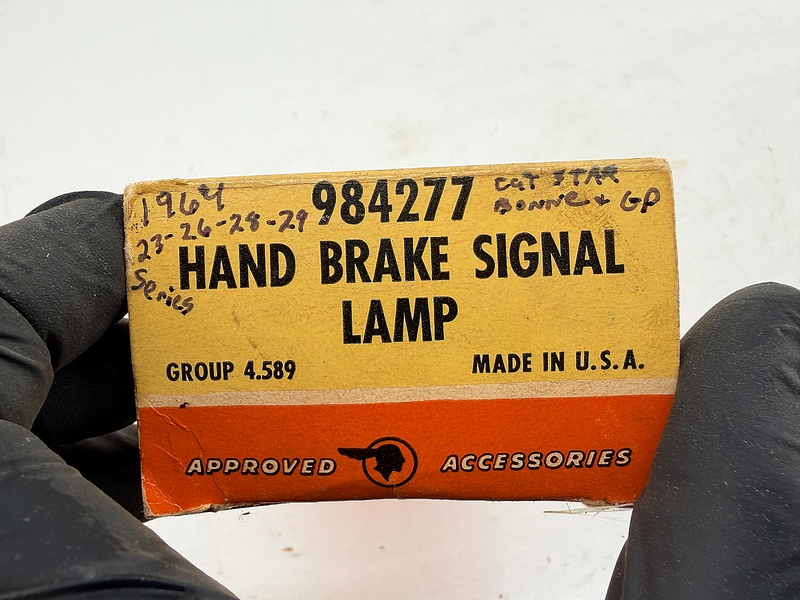NOS 1964 1965 Pontiac Accessory Hand Brake Signal Lamp LENS GM 984277 C62-20