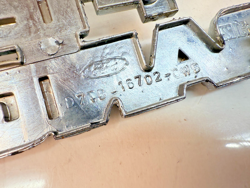 OEM 1973 -1979 F-150 RANGER PAIR Front Fender Emblem Badge D7TB16702CWB B32-251
