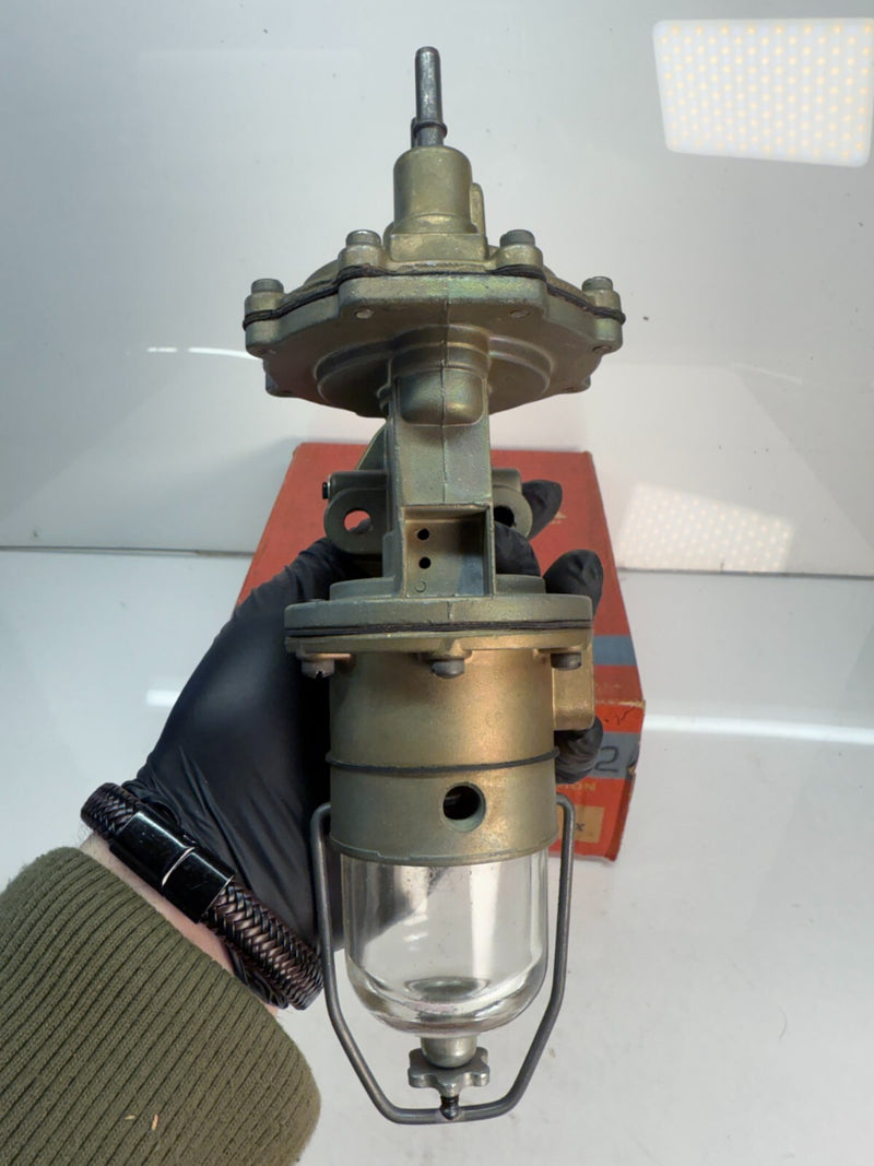 NORS Airtex 1961 1962 WHITE WITH CONTINENTAL ENGINE FUEL PUMP 3412 61 62 F-9