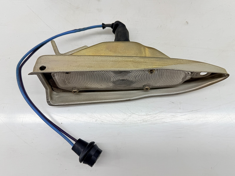NOS 1959 Chevrolet Belair Biscayne Impala RH Parking Lamp Assembly Light C70-12