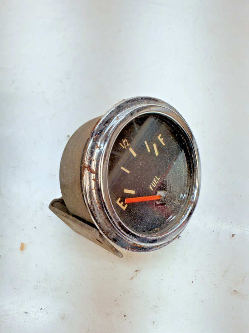 Vintage ORIGINAL Stewart Warner Fuel GAS Gauge 819450 B45-25