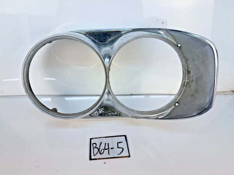 OEM 1965 1966 Pontiac Grand Prix Right RH Headlight Bezel 543978 B64-5