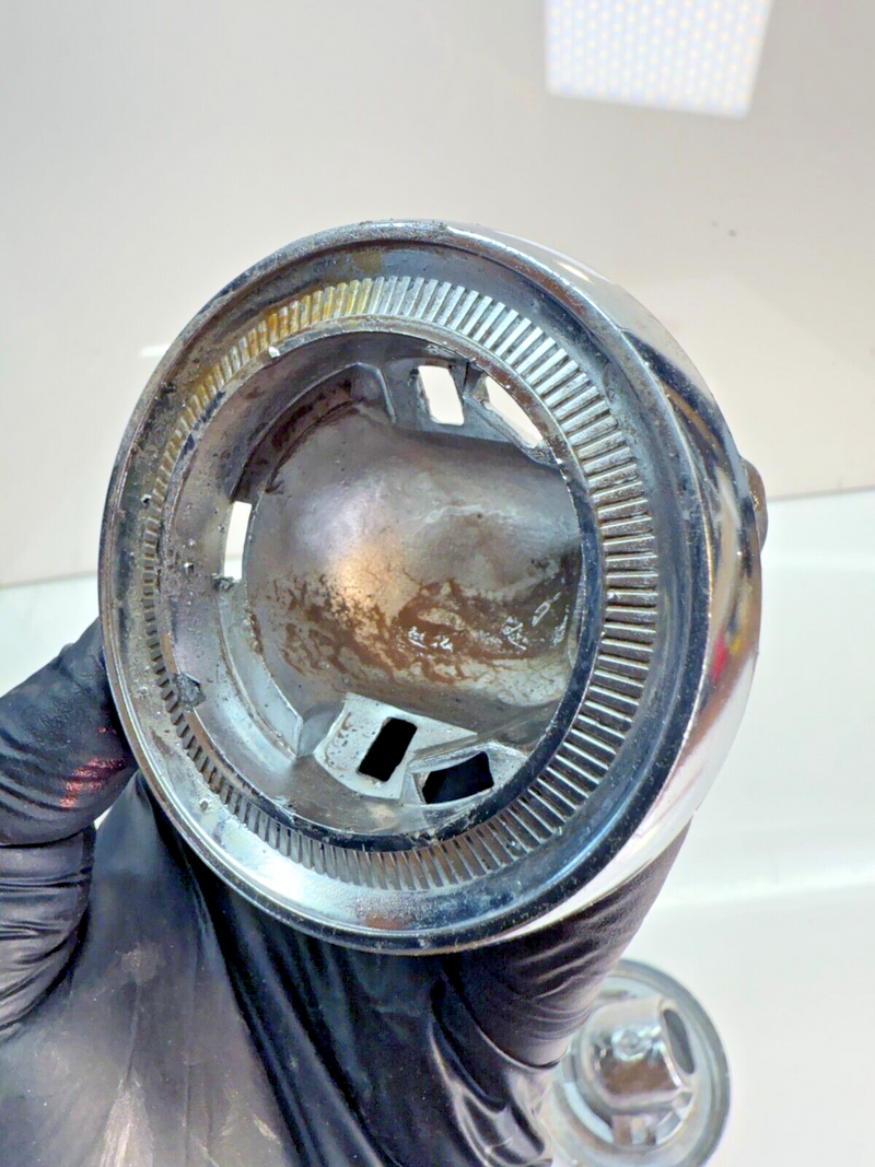 OEM 1961-1967 Chevy Camaro Impala Roof Dome Courtesy Lamp Bezel Socket B8-22