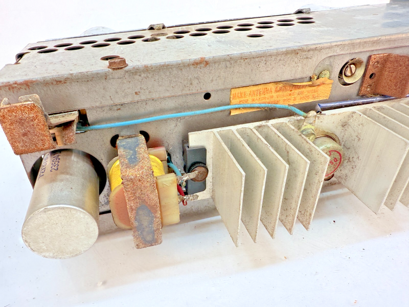 OEM 1959 - 1960 CHEVROLET IMPALA BELAIR BISCAYNE AM RADIO 59 60 B68-4