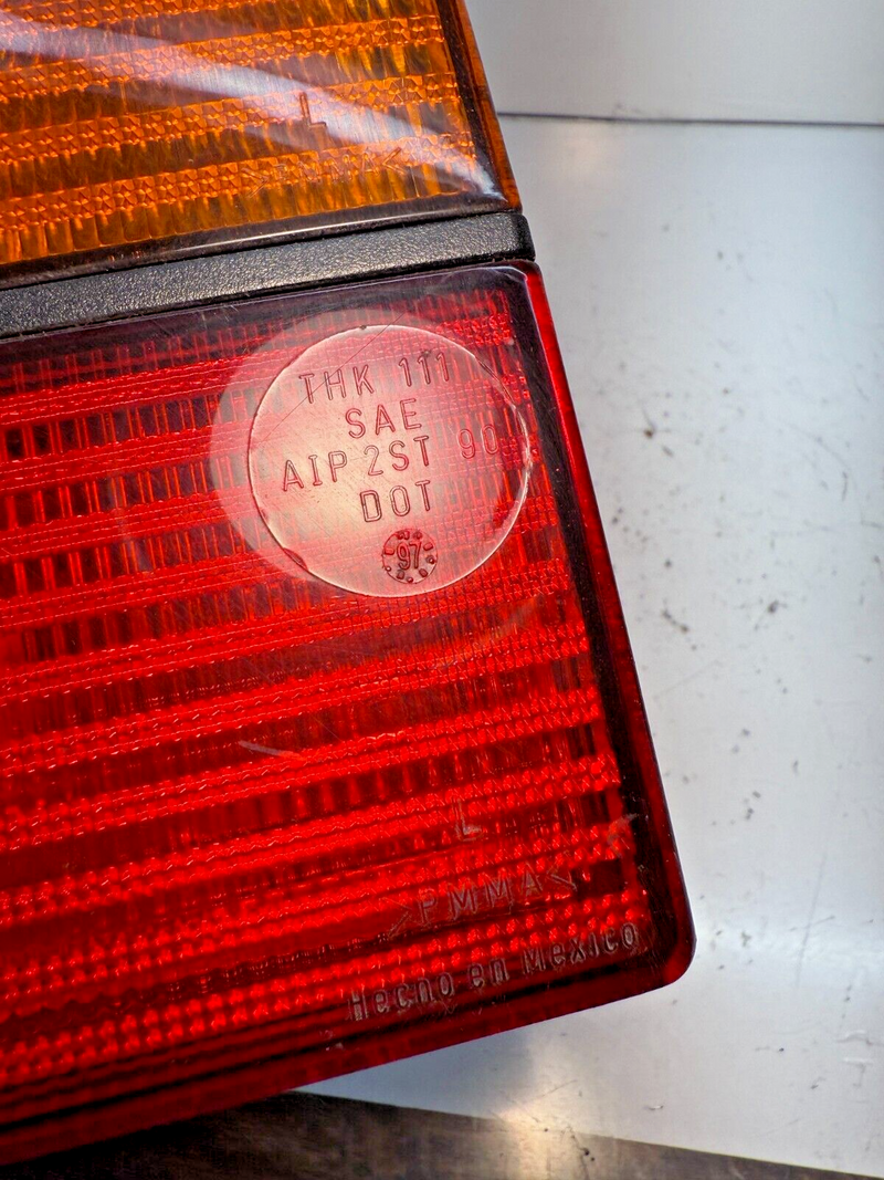 NOS 1993 1994 1995 1996 1997 1998 1999 Volkswagon Jetta Rear Tail Light LH C9-11