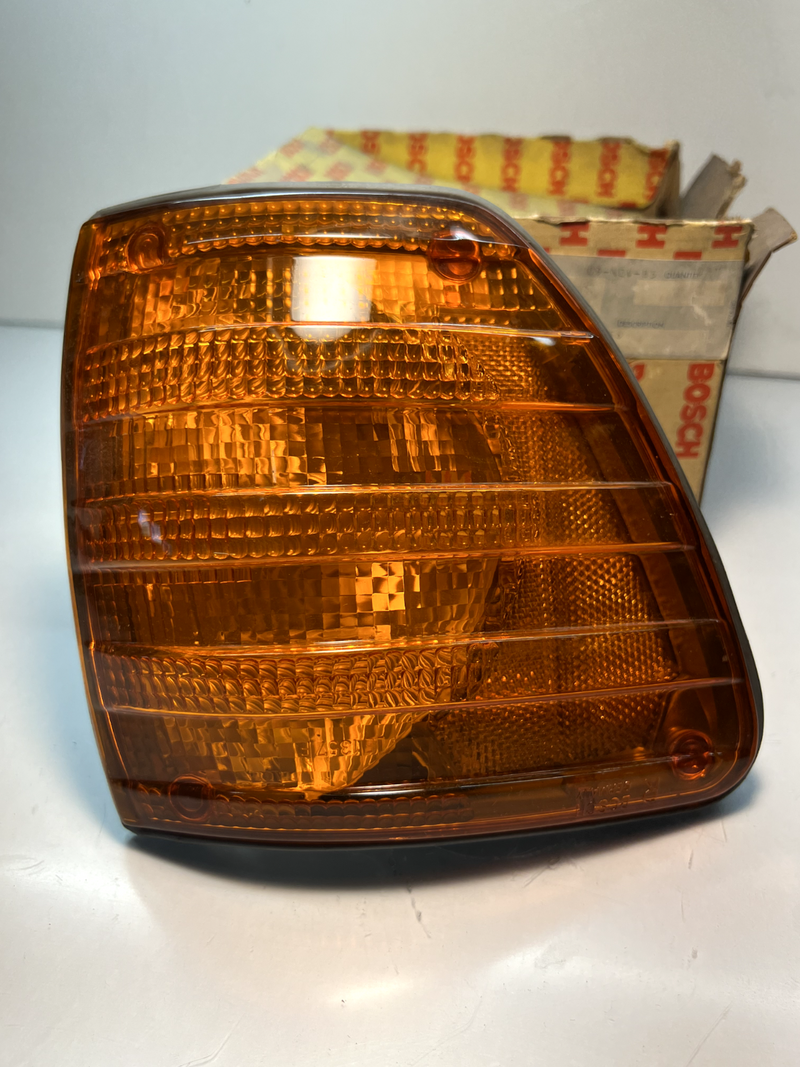 NOS 1973 1980 Mercedes W116 280SE 450SEL RIGHT TURN PARKING TAIL LIGHT C3-7