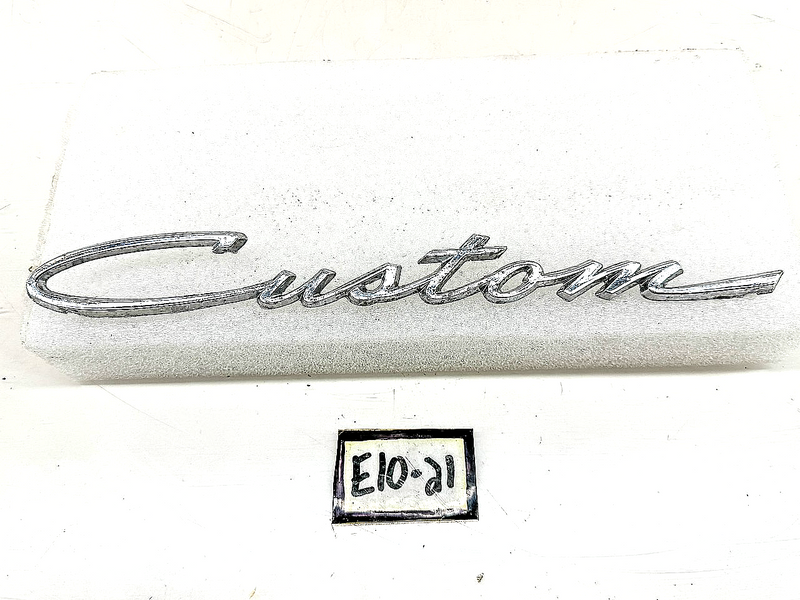 OEM 1964 FORD CUSTOM FENDER SCRIPT EMBLEM C4AB-62291A37-D E10-21