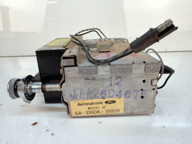OEM 1976 Ford Factory Radio Am Philco 6A-D6DA-18806 B68-6