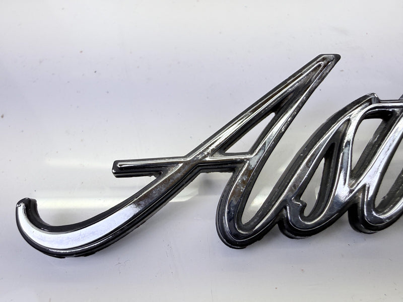 OEM 1974 - 1977 PONTIAC ASTRE FENDER EMBLEM SCRIPT 738996 E8-114