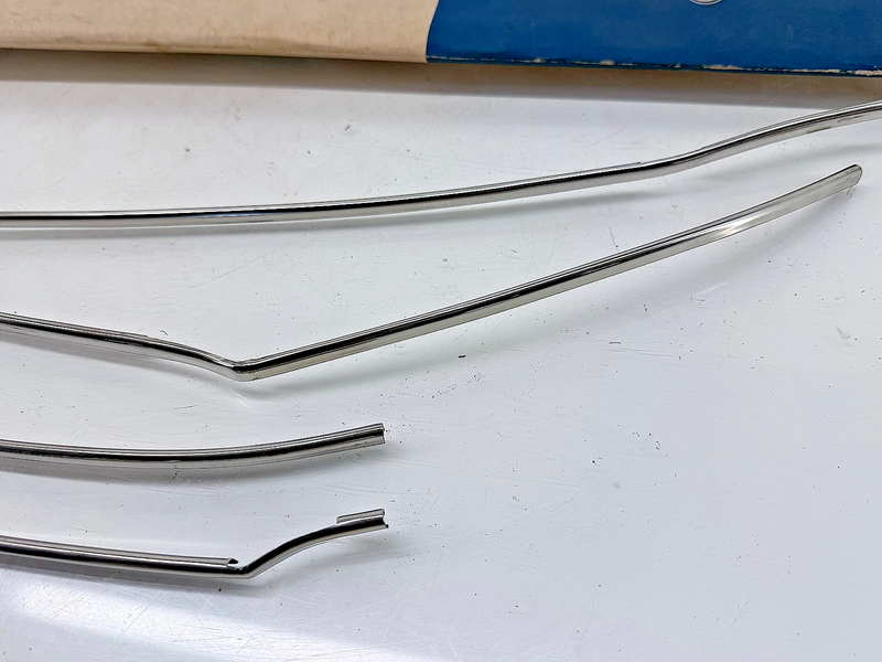 NOS 1968 1969 Fairlane 500 Torino DOOR EDGE GUARDS KIT 4DR C80Z-5420910-A B41-16