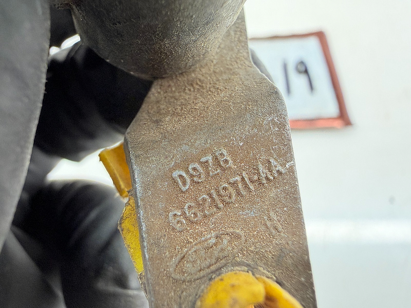 VINTAGE NOS FORD MUSTANG DOOR LOCK SET D9ZB-6621971-A C57-19