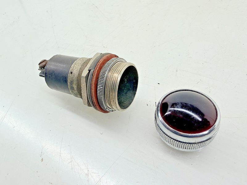 Vintage Dialco Panel Indicator Light Pilot Lamp RED C67-182